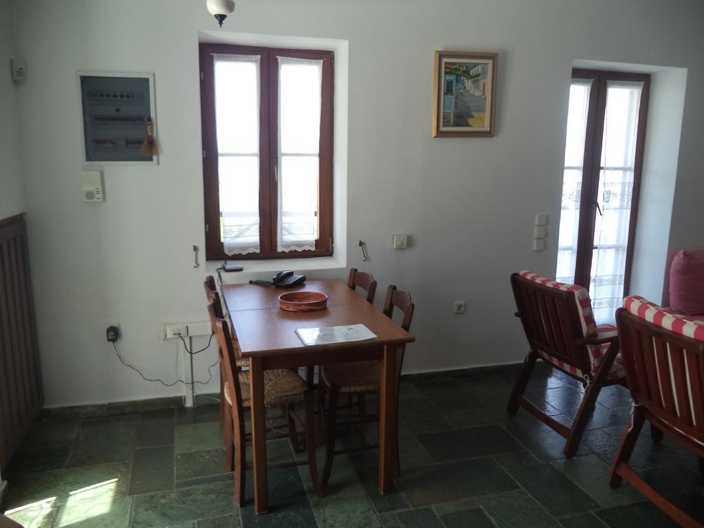 Ilis Villas Kastro-Kyllini Rum bild
